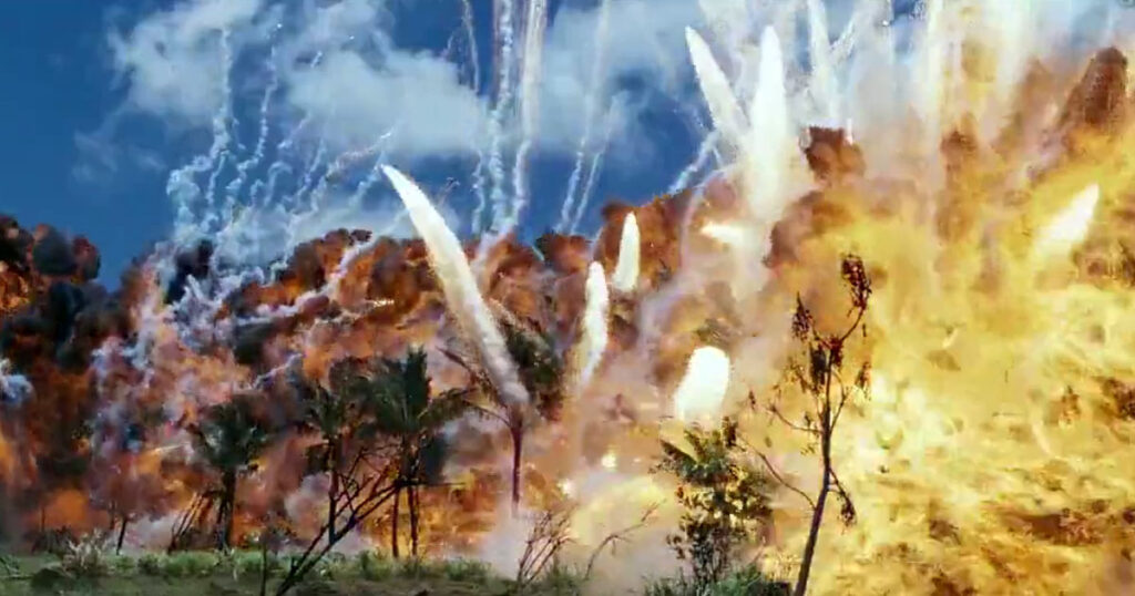 Tropic Thunder Explosoin Scene